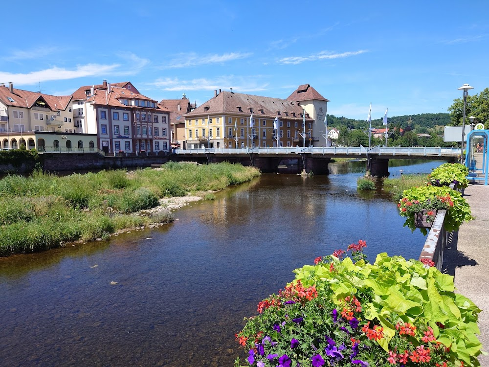 25 km/h : Löchingen: Brunnen, Altstadt, Friedhof, Kirche