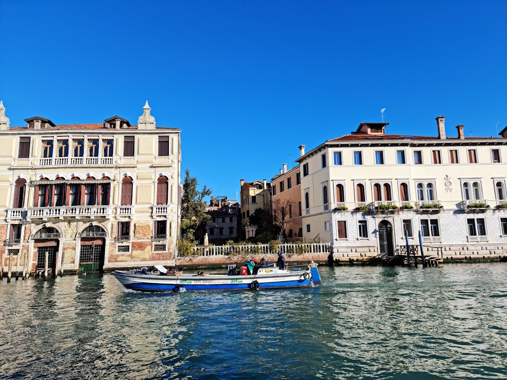 A Haunting in Venice : on location