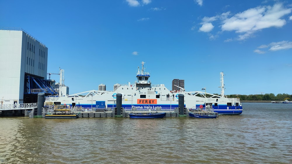 The Silent Playground : Mavis and her friend travel on the ferry