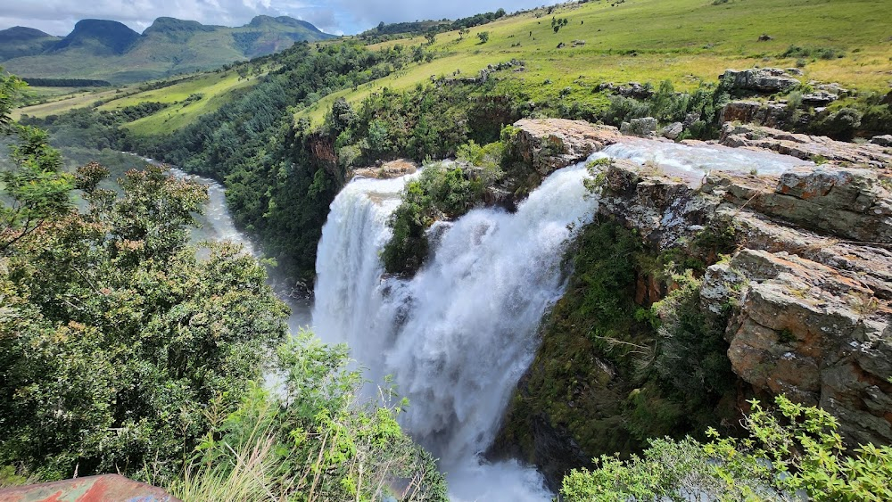 Africano : The Waterfall