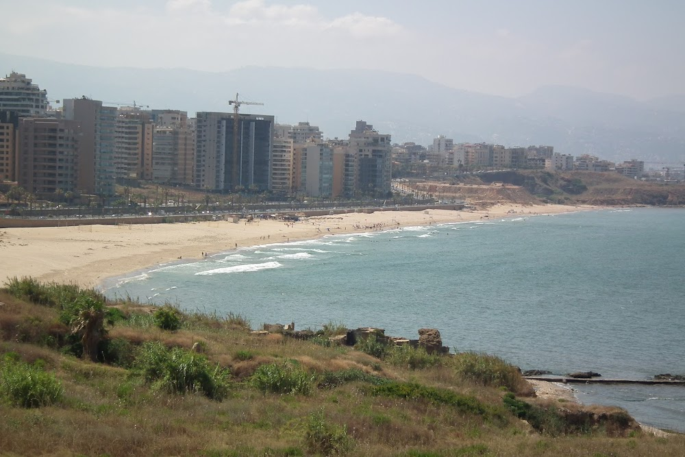 Agent 505 - Todesfalle Beirut : City view from the beach.