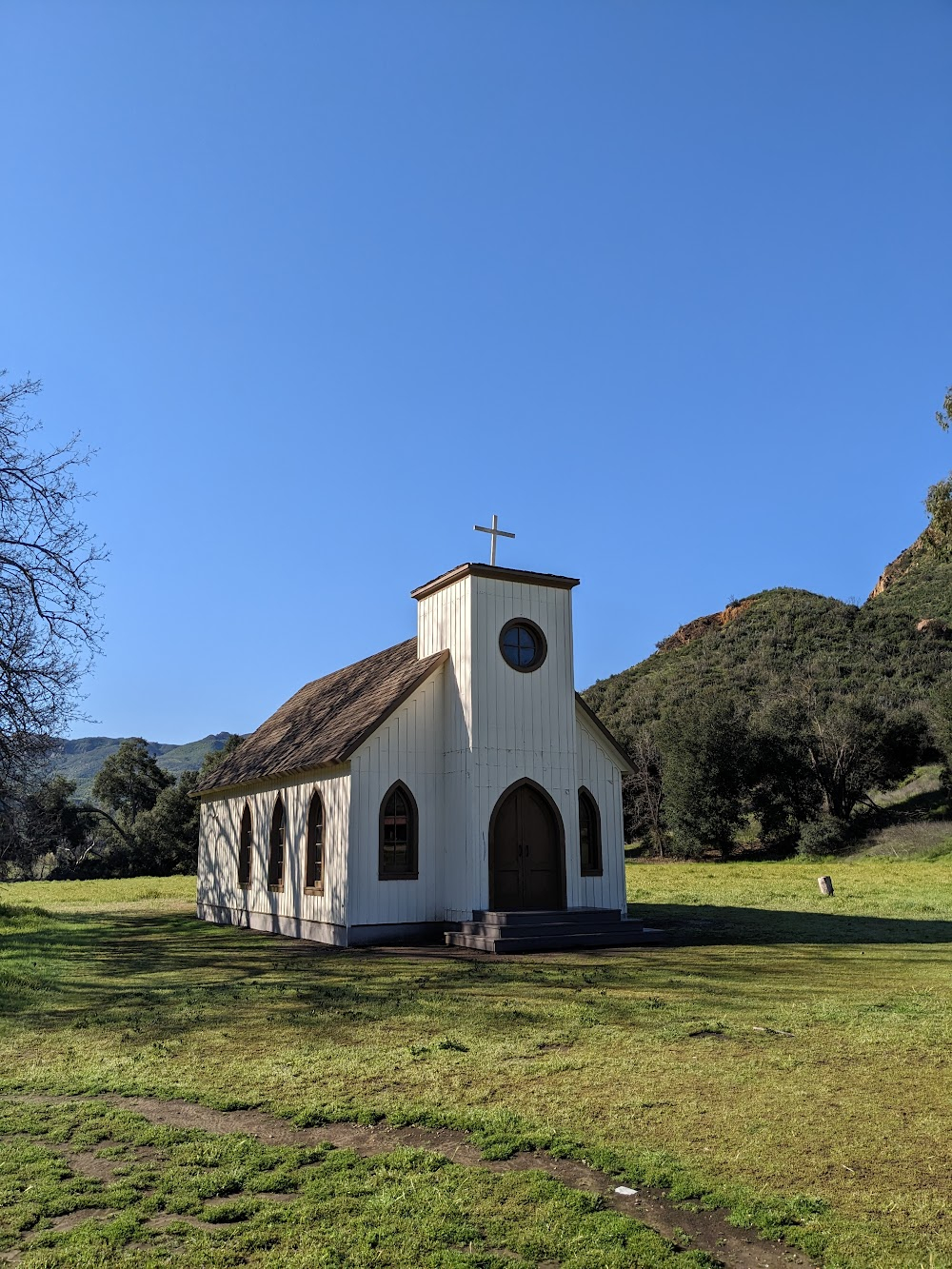 The Luck of Roaring Camp : Western town