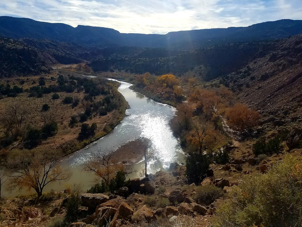 Hostiles : Scene: fording of the river