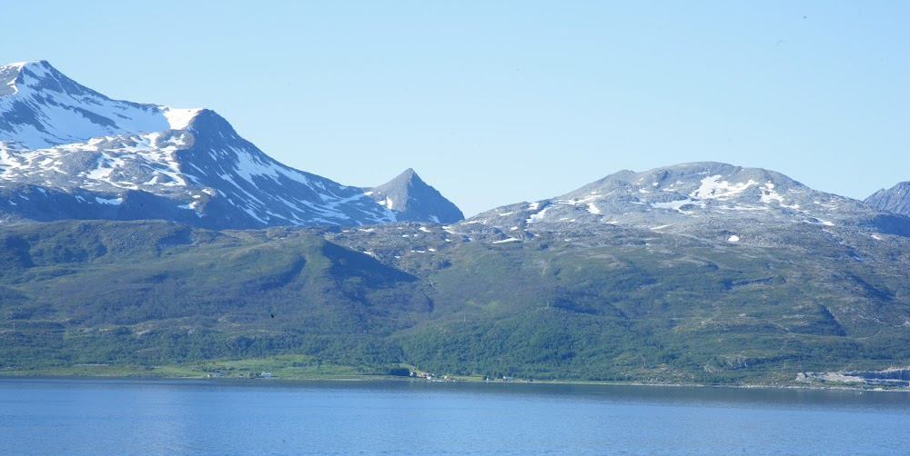 Karlsøya - mellom geiter, rock & Muhammed : 