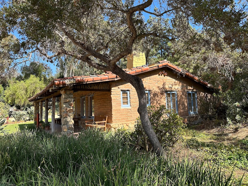 Around the World in California : formerly Leo Carrillo's ranch