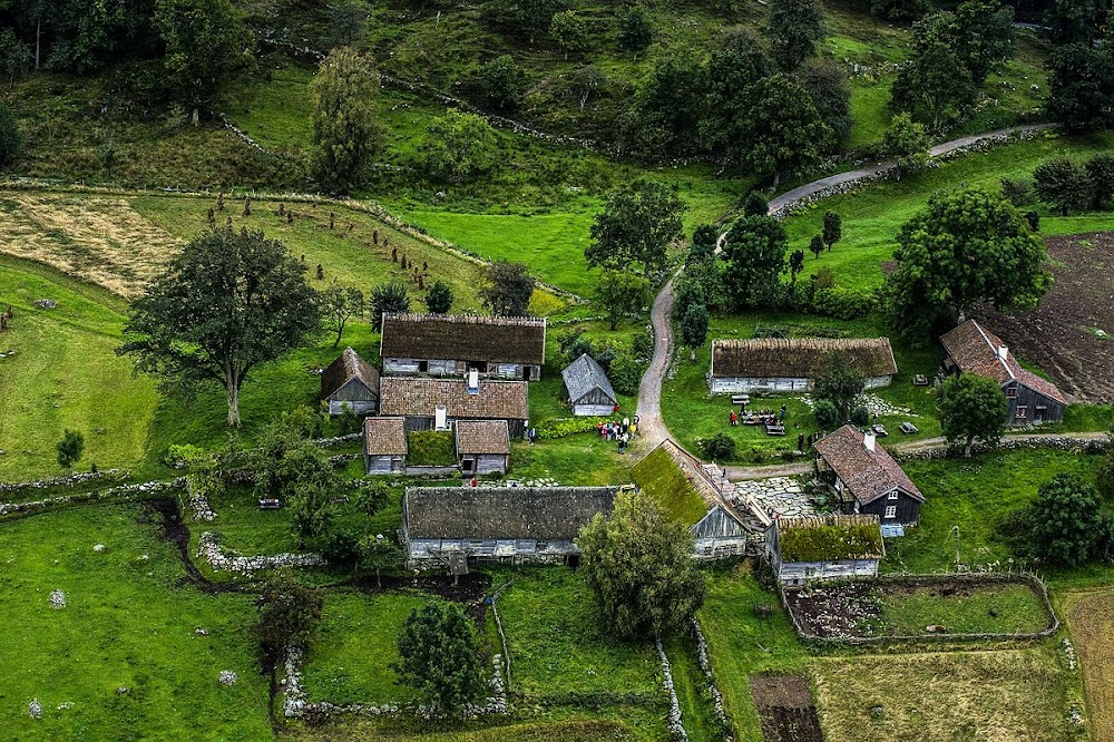 Äskhult - den eviga platsen : location