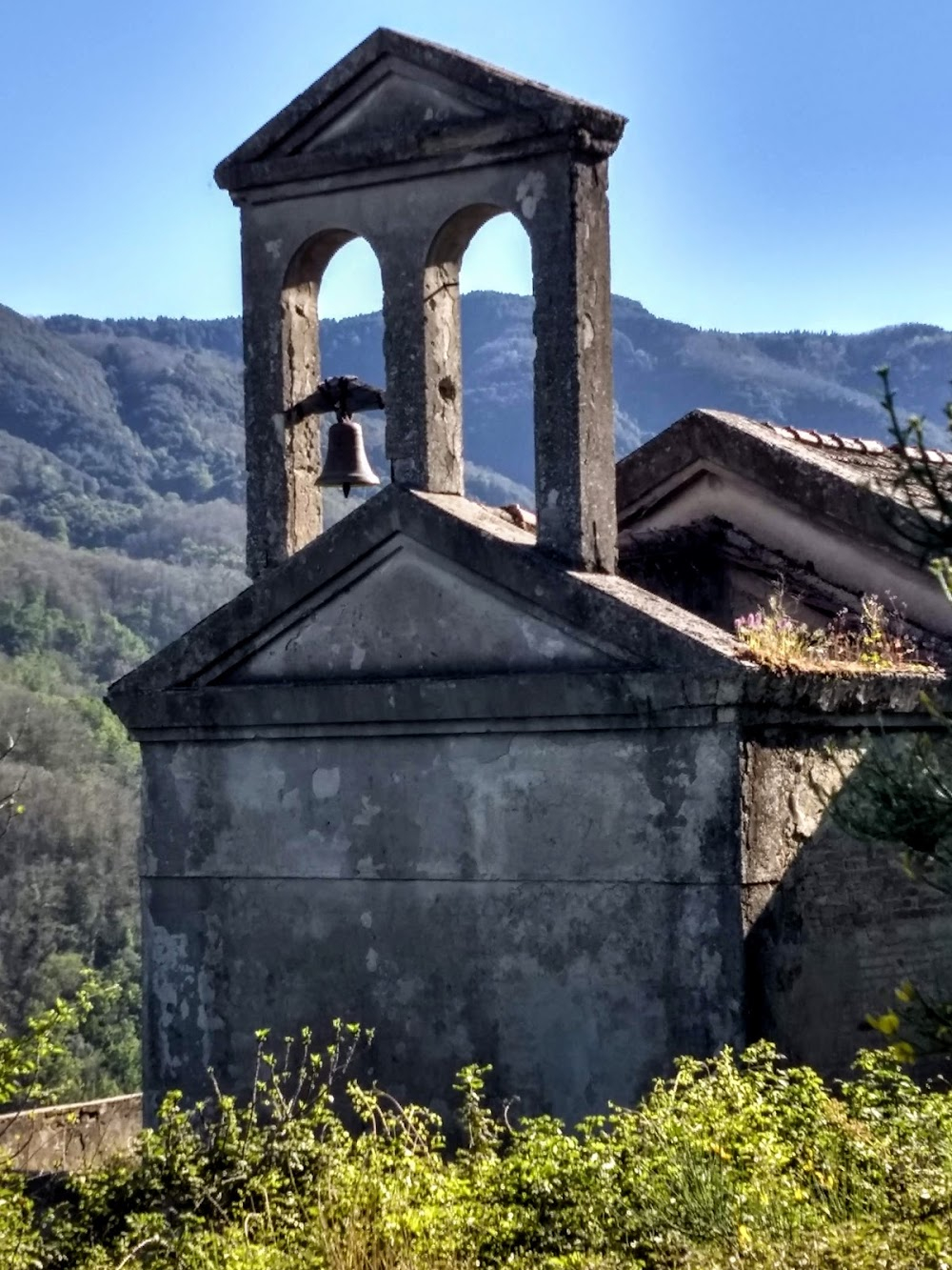 Aspromonte - La terra degli ultimi : aerial view of the abandoned town of Africo