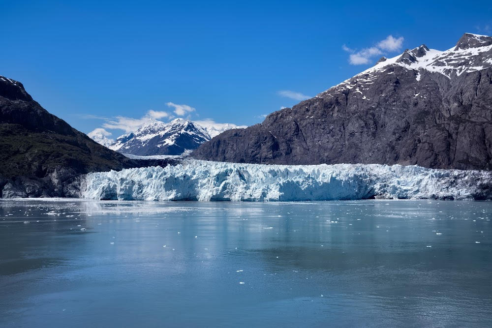 Baywatch: White Thunder at Glacier Bay : 