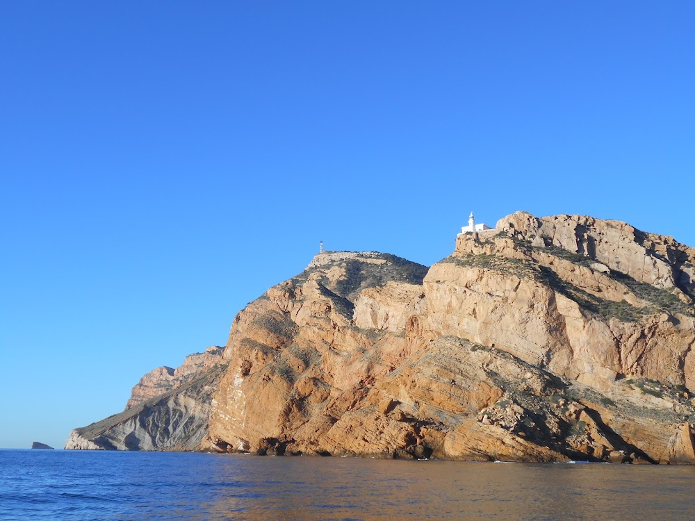 Billy Budd : final scene: naval battle under the cliffs