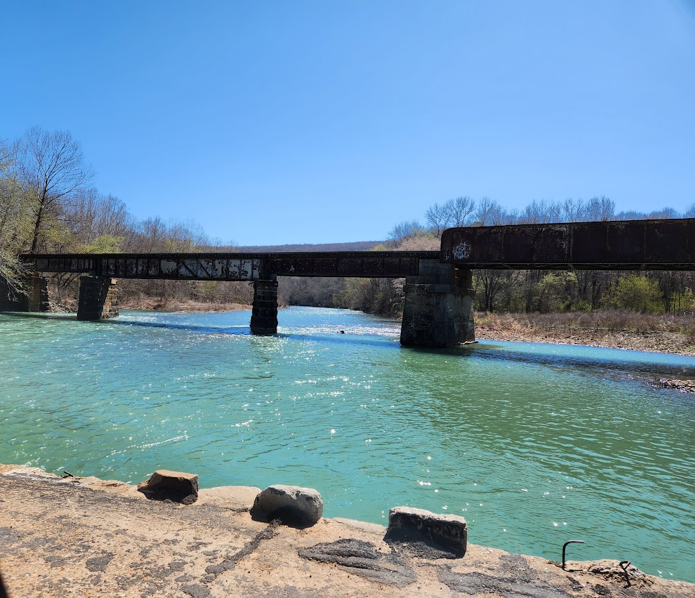 Biloxi Blues : Trestle bridge shots