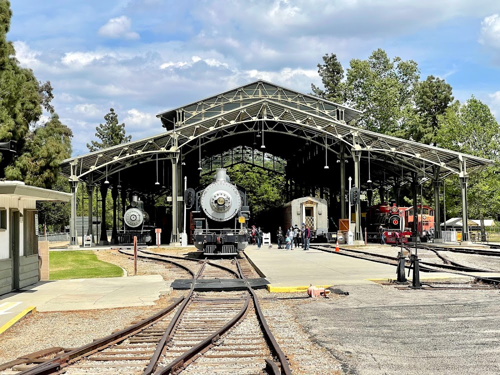 L.A. Crackdown : Montage: Train museum.