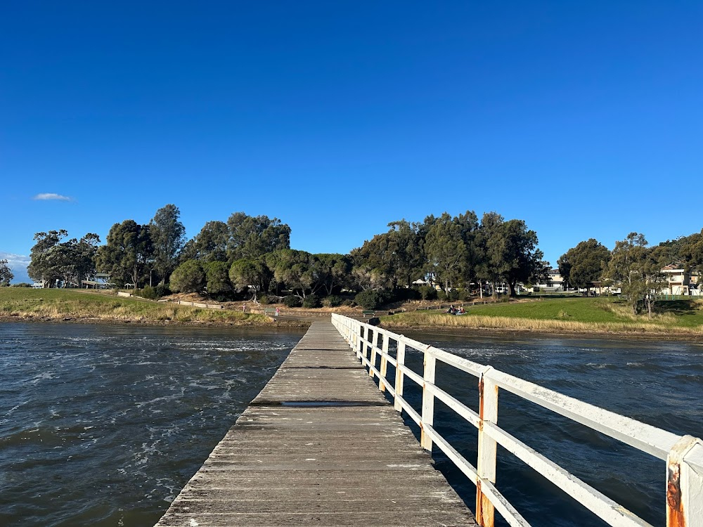 Breath : jetty and open water