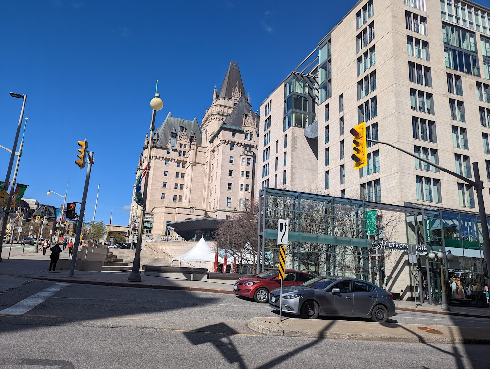 Captains of the Clouds : Chateau Laurier Hotel