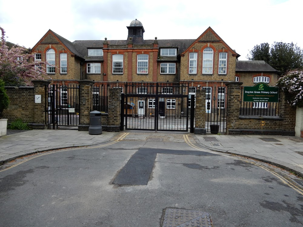 Carry on Teacher : exteriors of Maudlin Street School