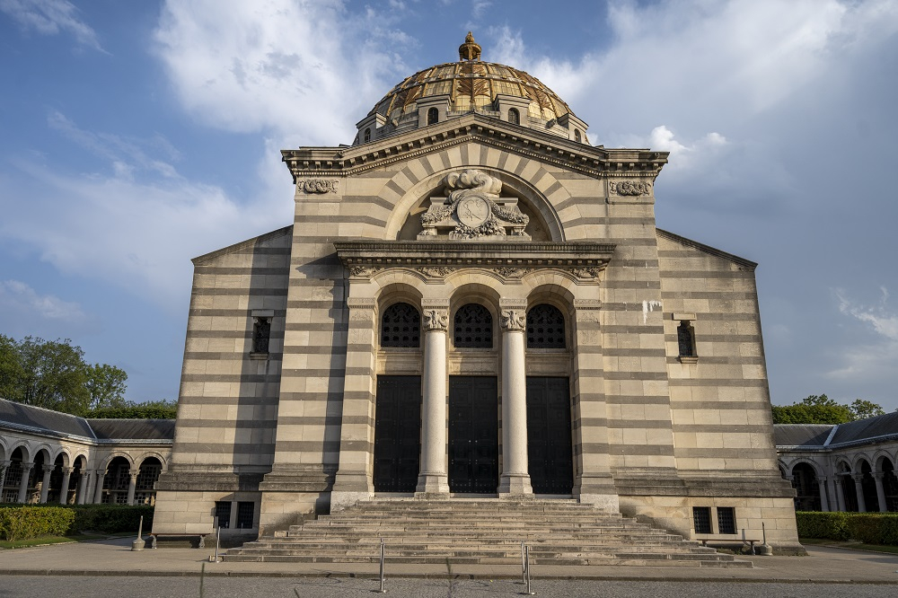 Cavanna, jusqu'à l'ultime seconde, j'écrirai : funeral service site