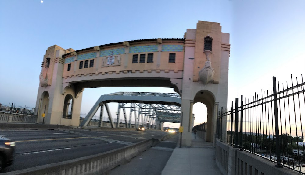 The Christmas Star : neighborhood kids following Billy, Trudy, and John, under the bridge scenes