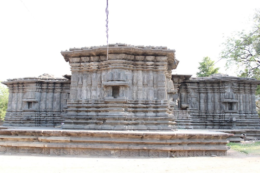 Chiseled : Thousand Pillar Temple Scene