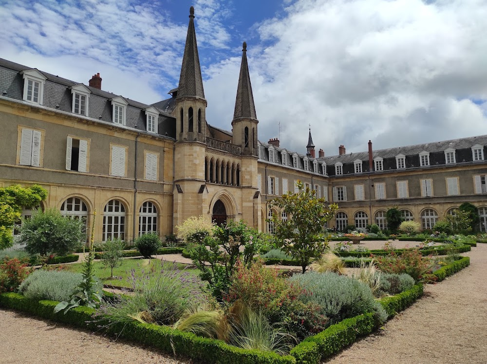 Conte d'hiver : Ste Bernadette sanctuary