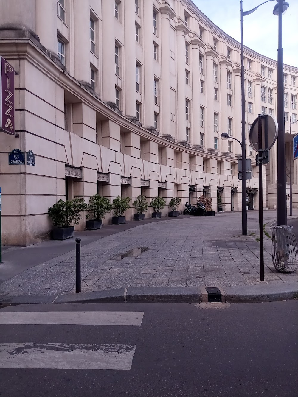 Coup de tête : café at corner with Rue de l'Ouest, area now redeveloped