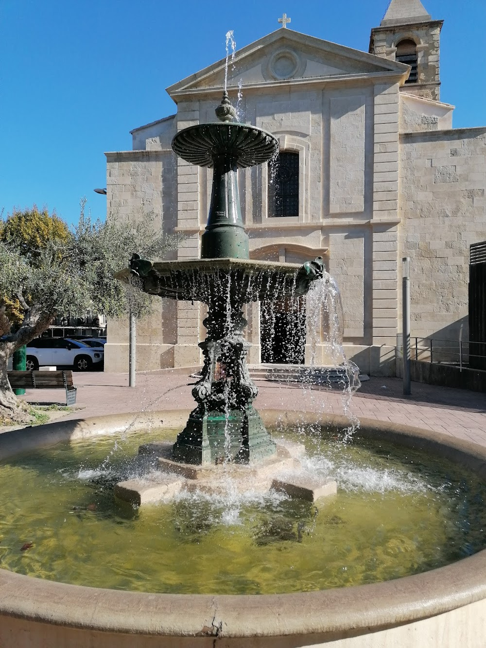 Crime à Aigues-Mortes : 