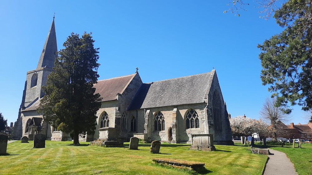 Crossroads : St Mary's church, Kings Oak