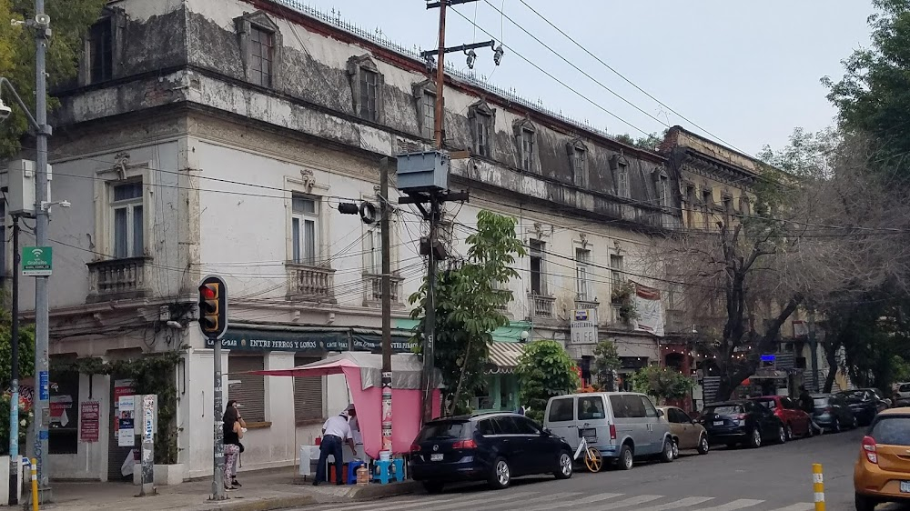 Tres minutos en la oscuridad : 