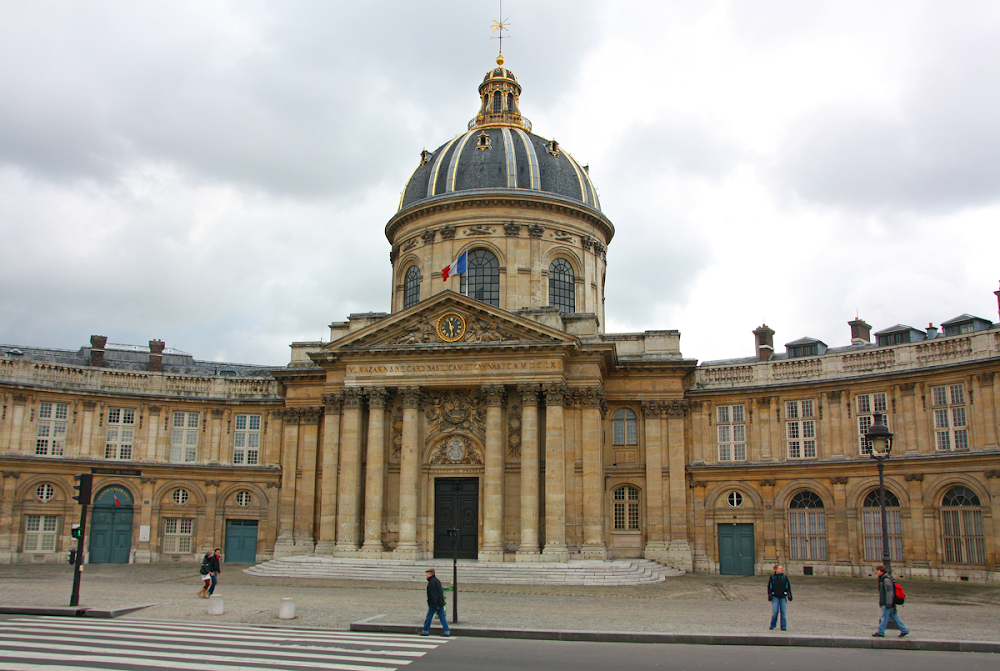 Dans les pas de Marie Curie : façade