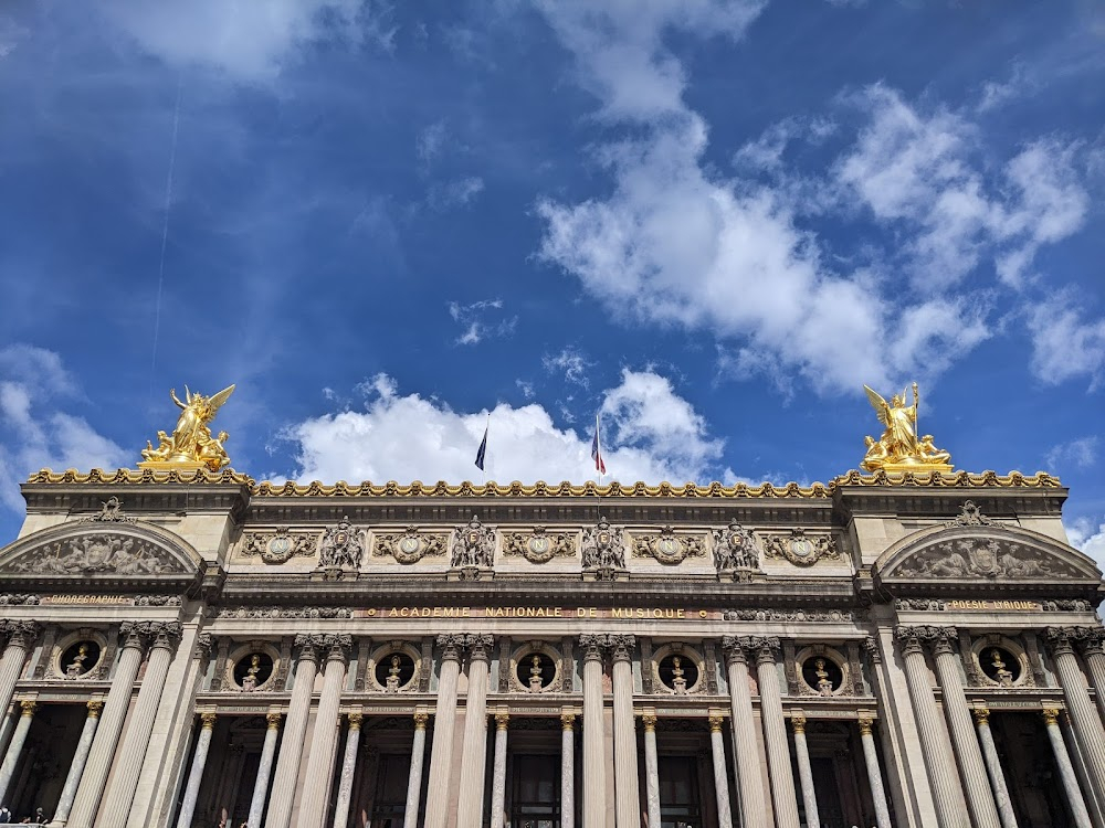 Dans les pas de Marie Curie : façade