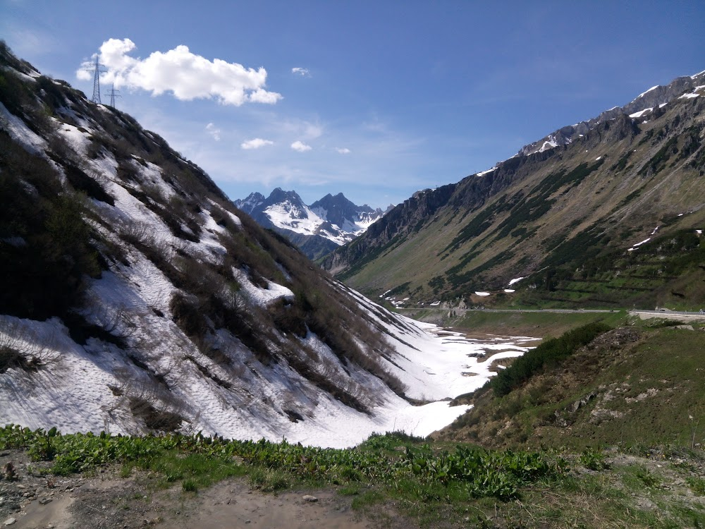 Das Wunder des Schneeschuhs, 2. Teil - Eine Fuchsjagd auf Skiern durchs Engadin : 