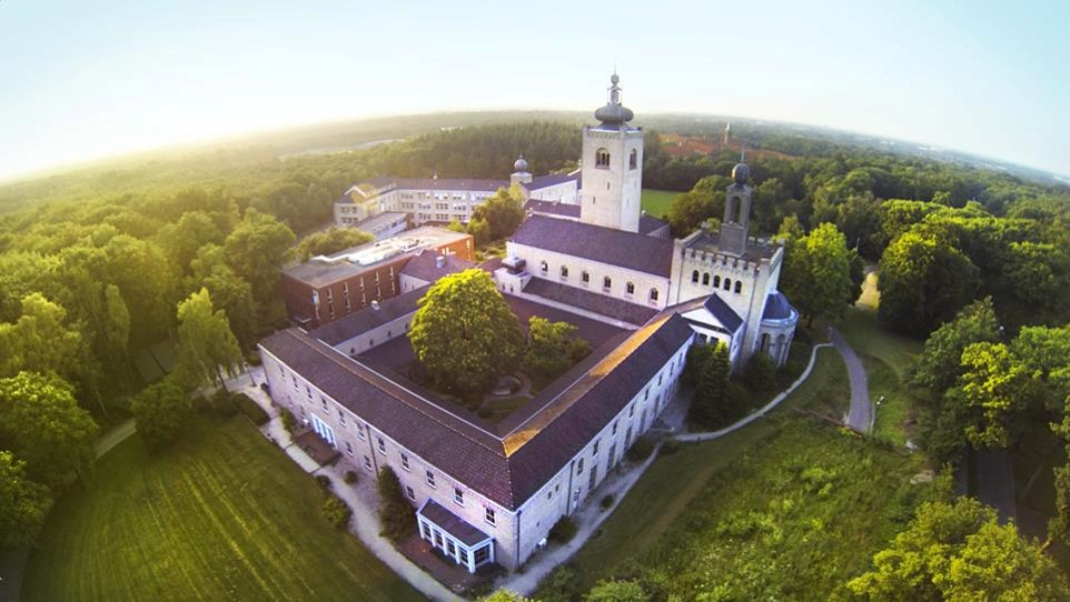 De club van Sinterklaas & het pratende paard : Kasteel Spanje