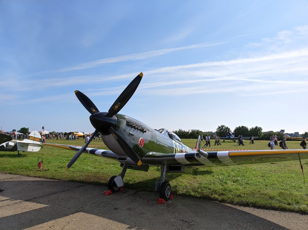 De Gaulle : aerodrome