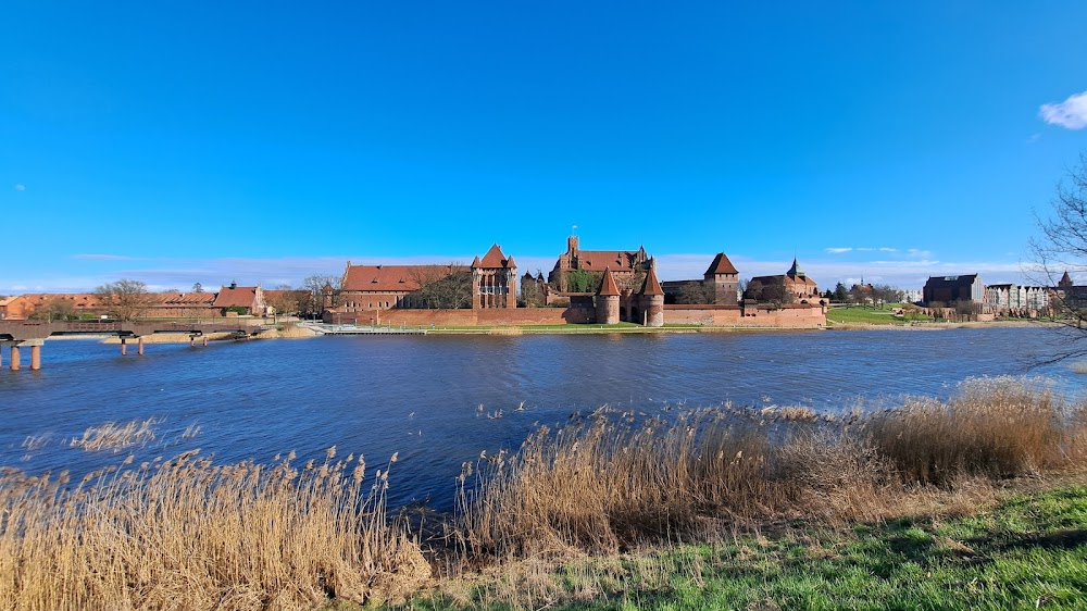 Der Anständige : with Malbork Castle