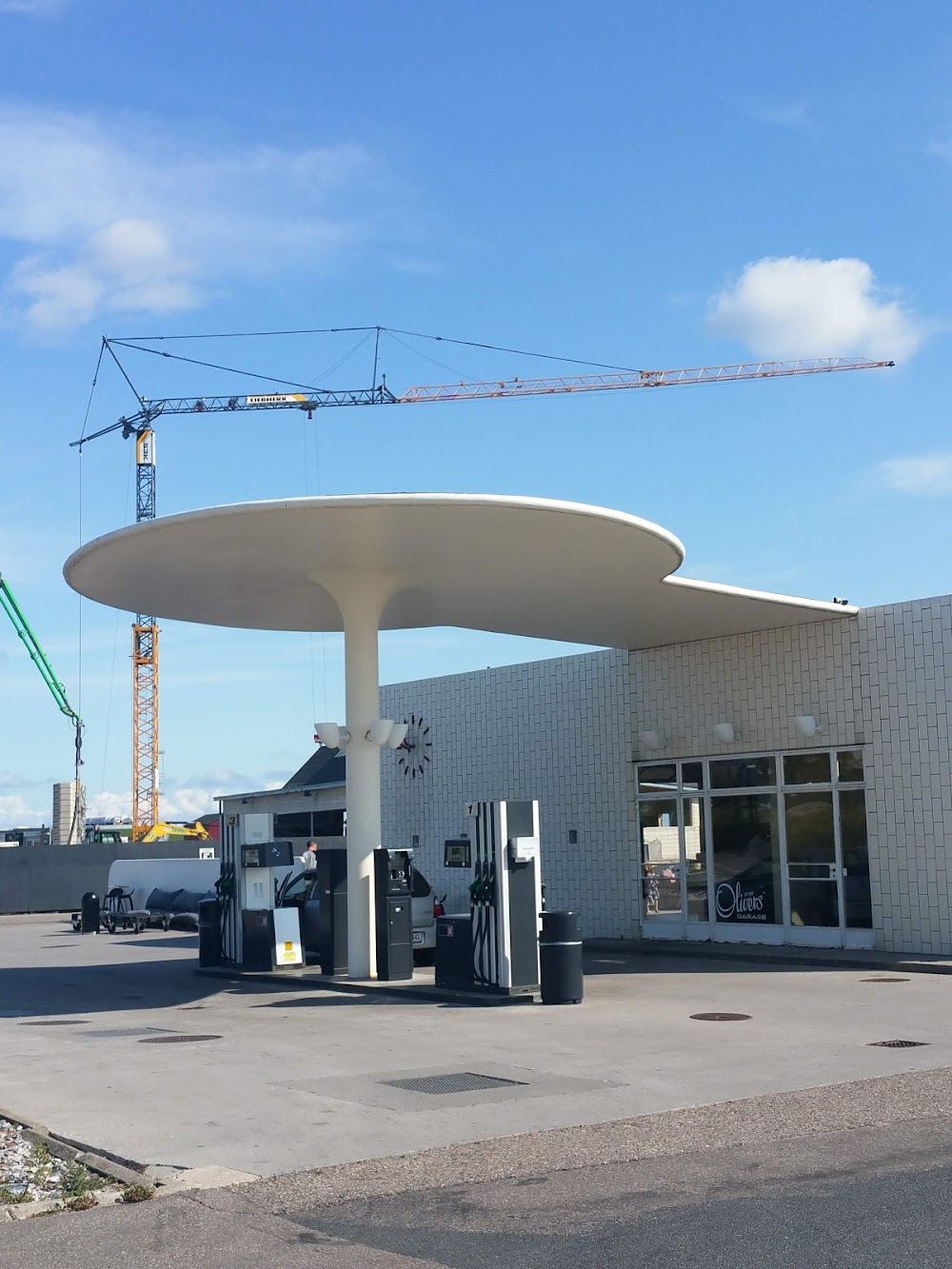 Det var paa Rundetaarn : gas station