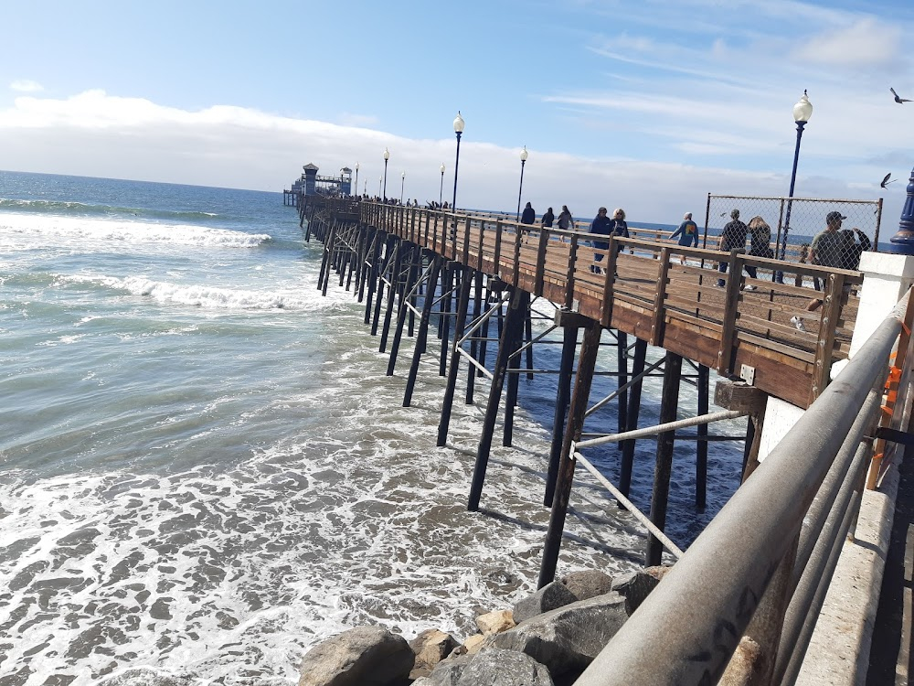 Discovering Heaven : The Oceanside Pier