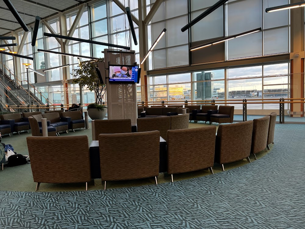 Dream with You : Vancouver airport