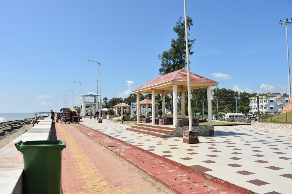 Ek Phali Rodh : beach scenes