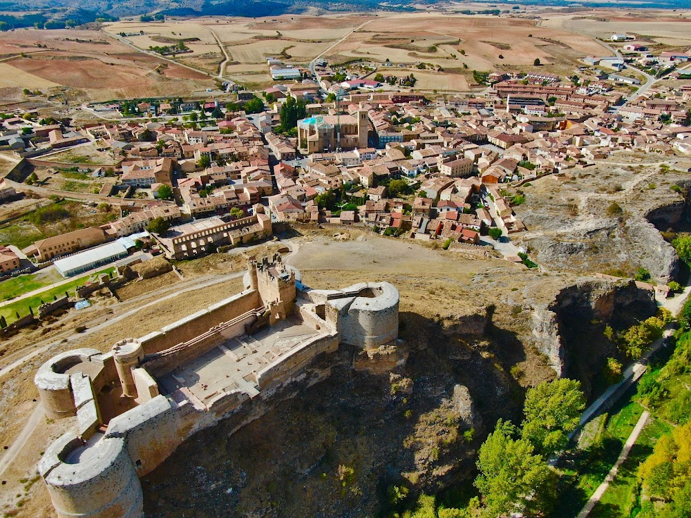 El valle de las espadas : 