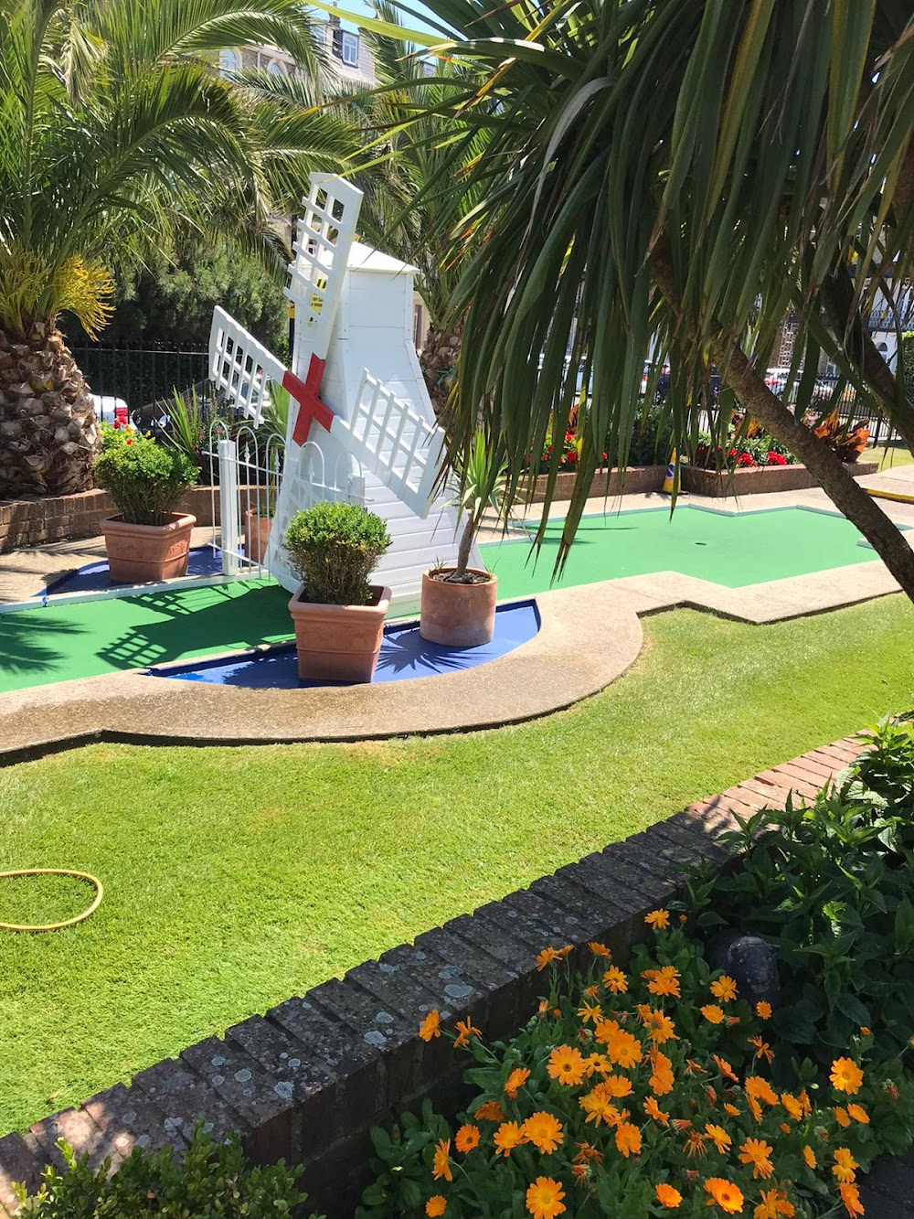 Empire of Light : minigolf