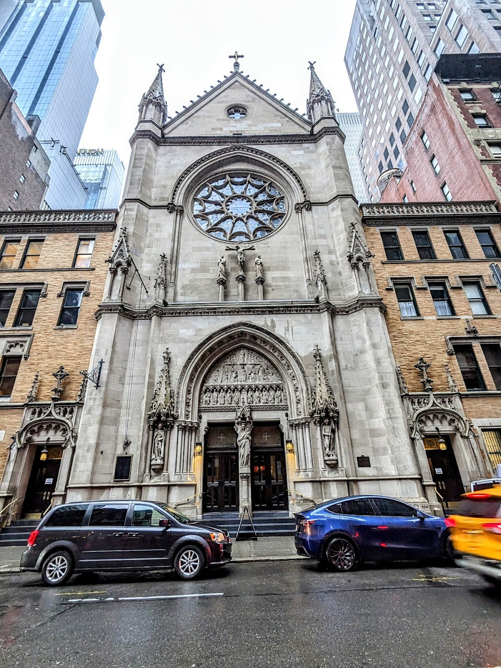 Fame : School Exterior - Parker was not allowed to shoot the actual school at 120 West 46th, so he opted for a then abandoned Church directly opposite