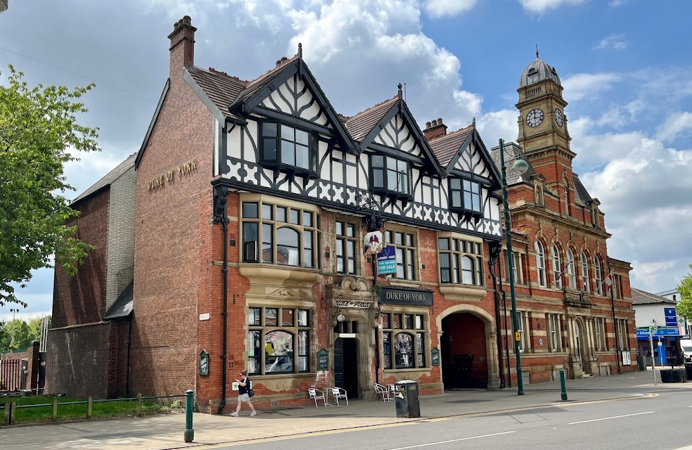 Hard Labour : Pub scenes