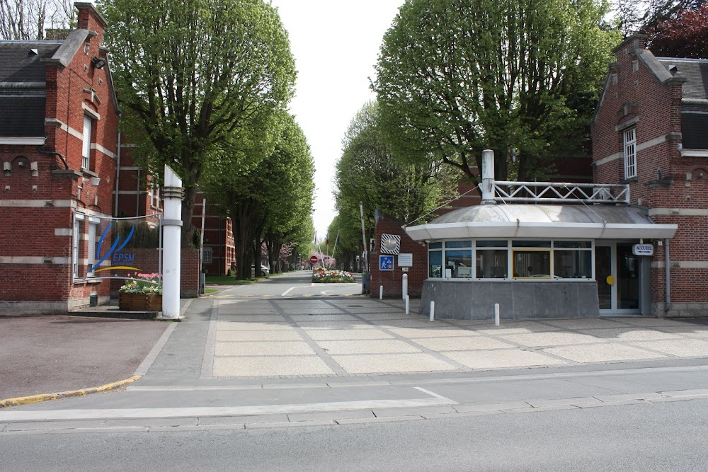 Histoire de Paul : mental hospital where Paul is institutionalised