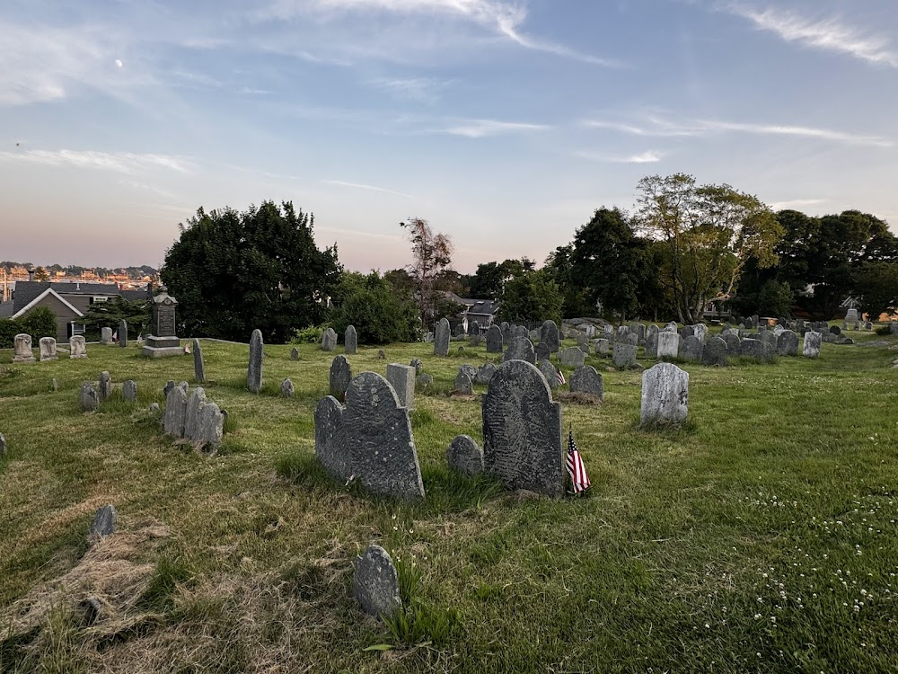 Hocus Pocus : cemetery in the daytime