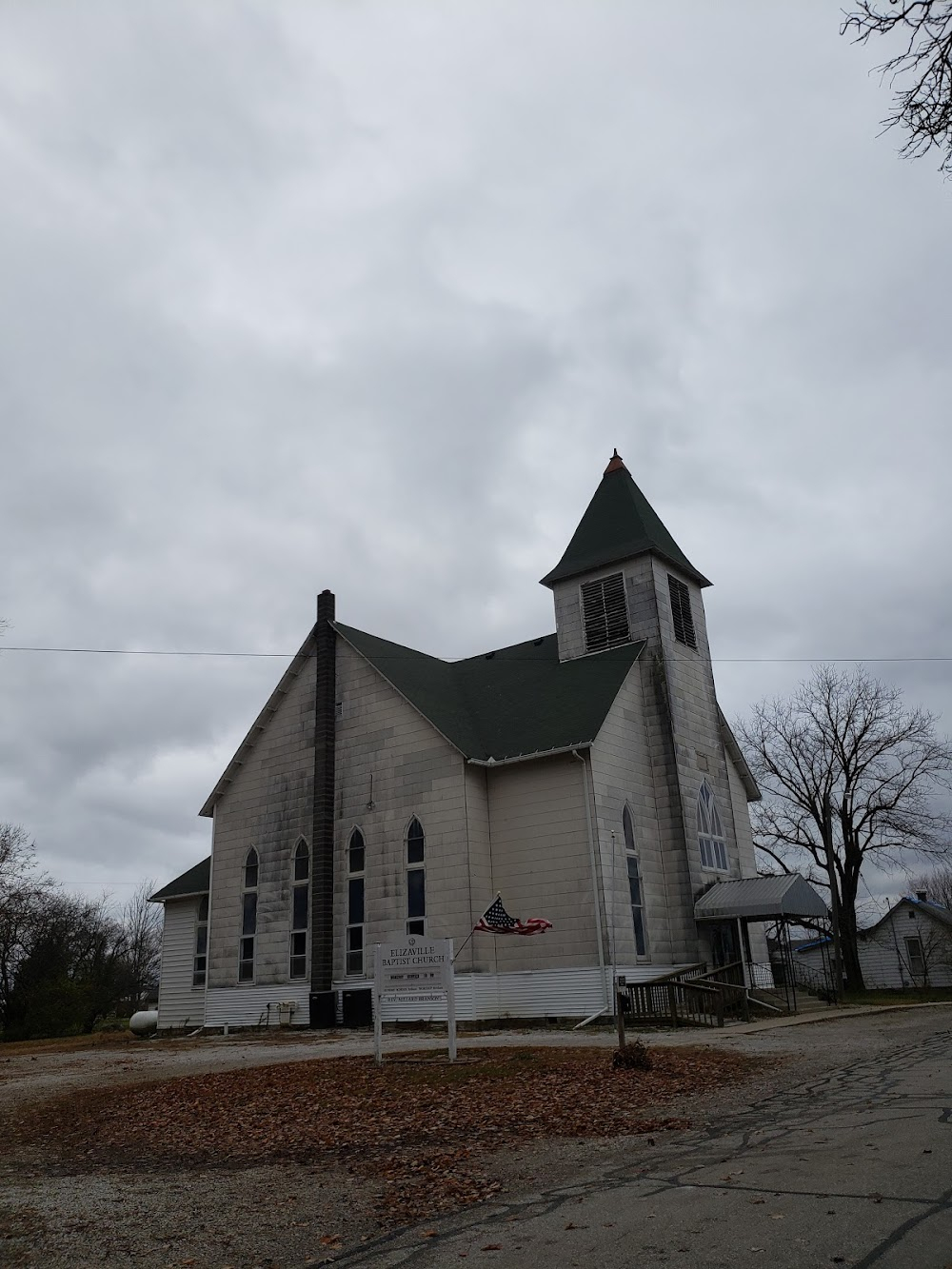 Hoosiers : town meeting church