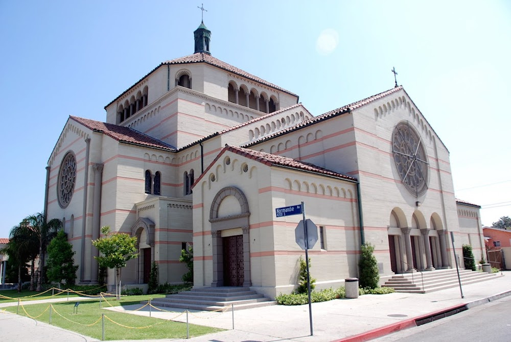 Cleopatra Jones : Church scenes