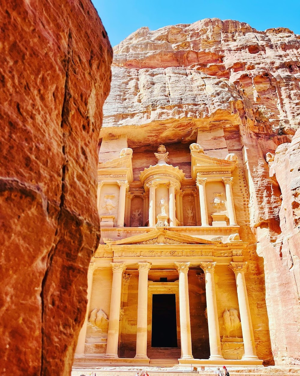 Petra: Secrets of the Ancient Builders : Al-Khazneh