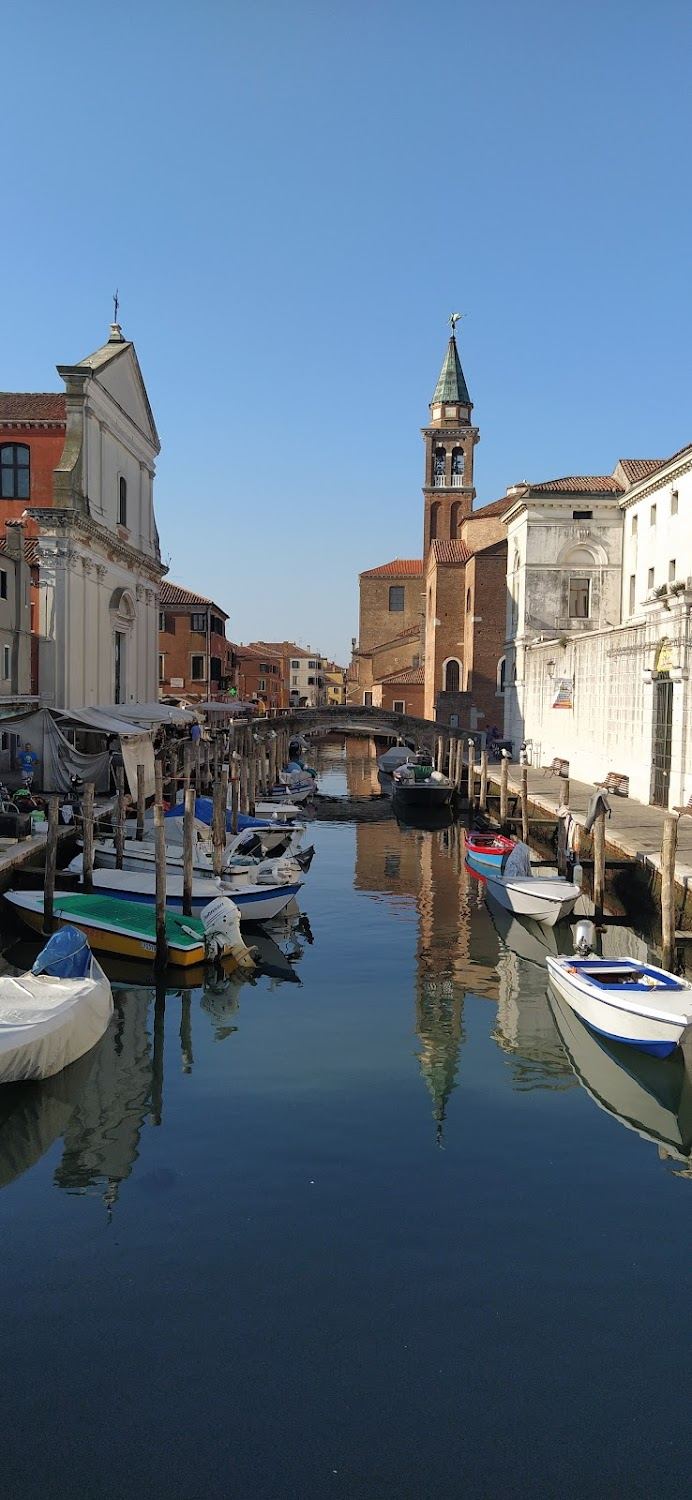 L'uomo venuto dal mare : Exterior