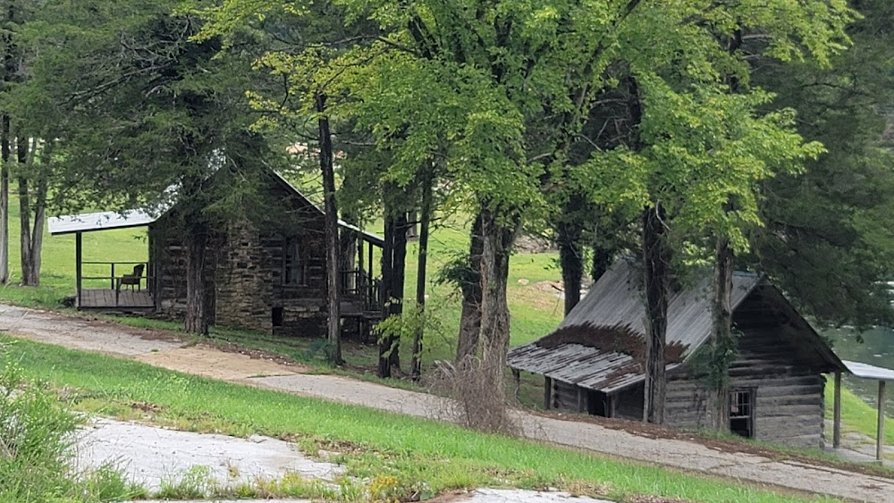 Deadwood Park : 