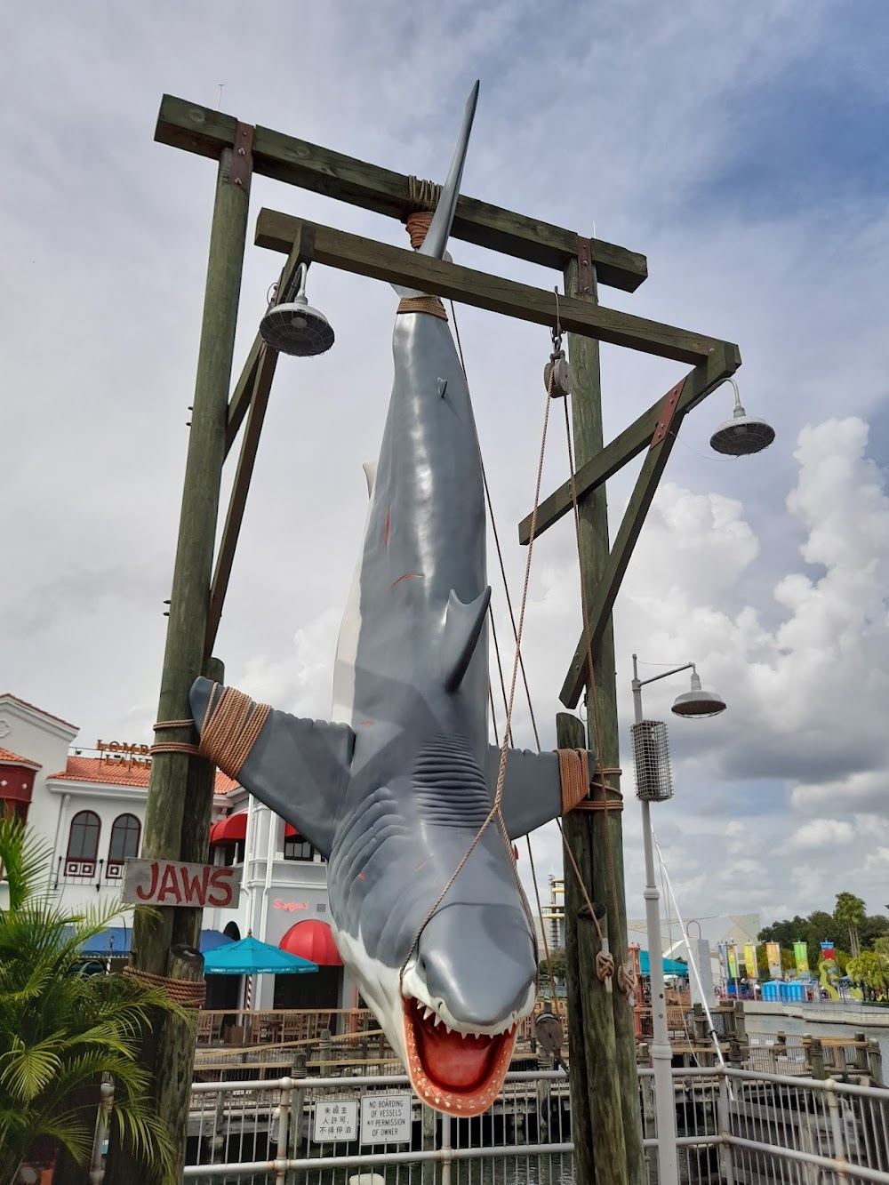 Jaws 3-D : now Universal Studios Florida