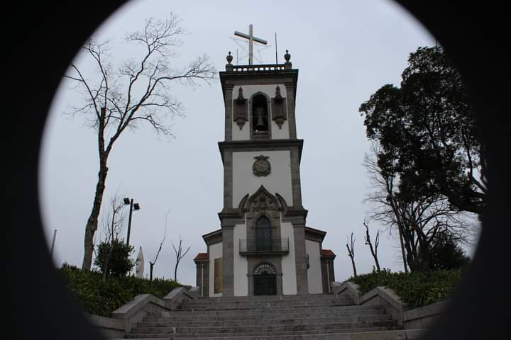 José do Telhado : Scenes in the village of Lixa.