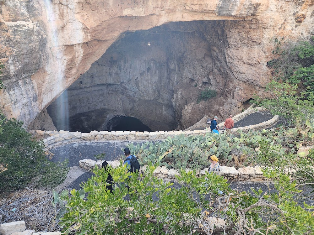 Journey to the Center of the Earth : the center of the earth